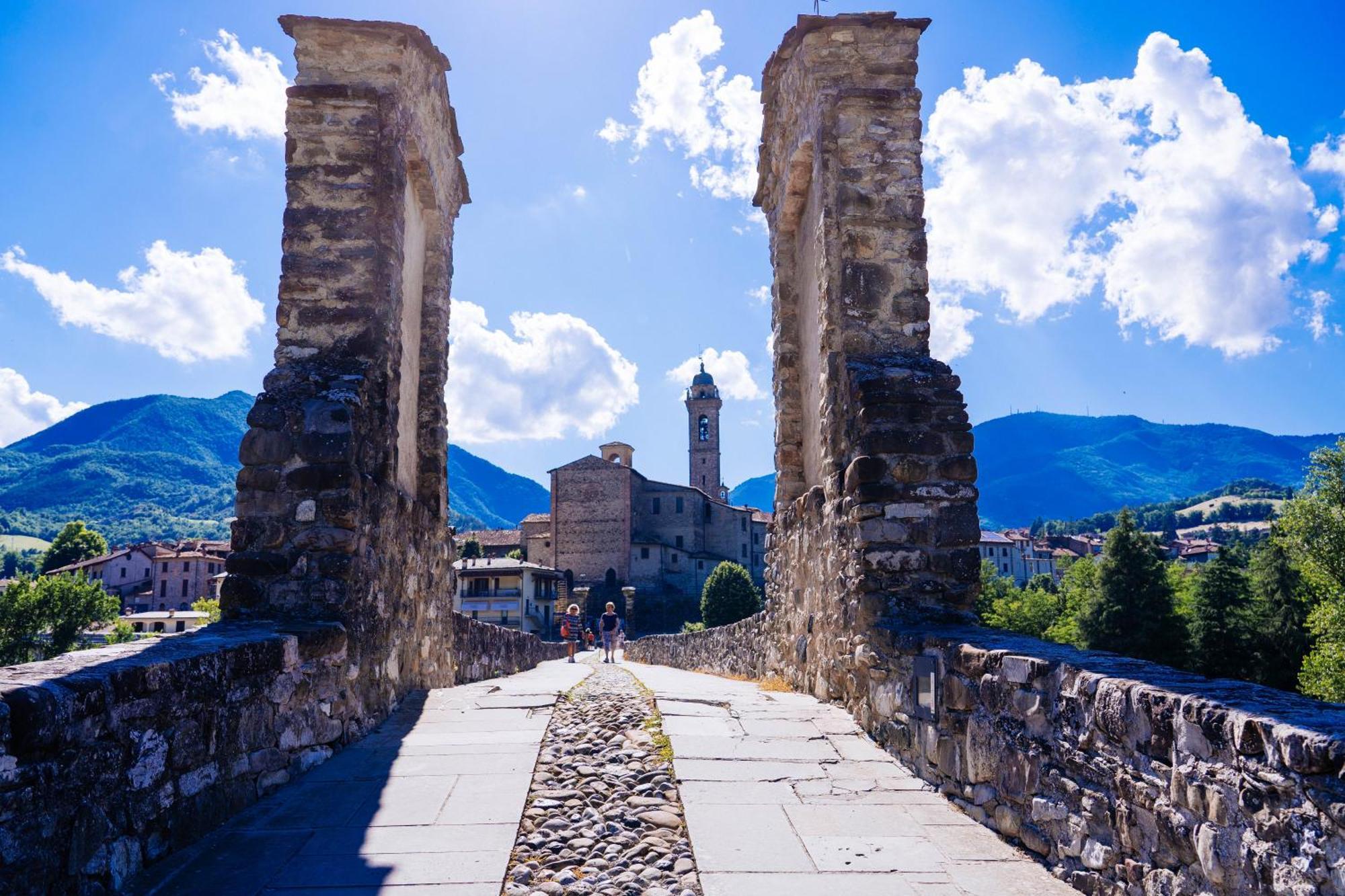 Soggiorno In Valle บอบบิโอ ภายนอก รูปภาพ