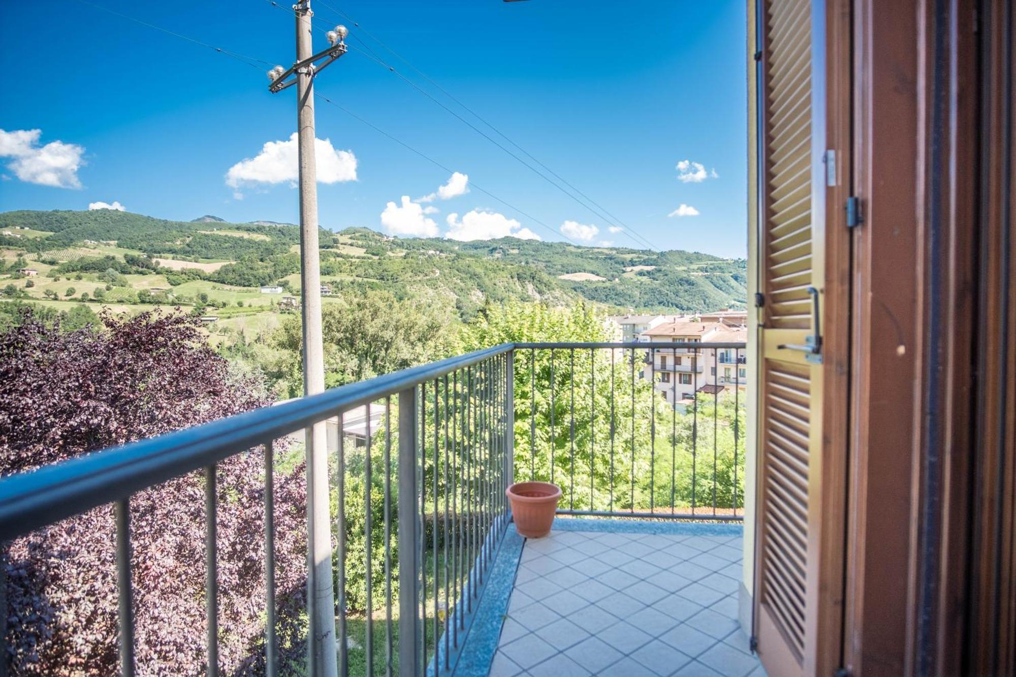 Soggiorno In Valle บอบบิโอ ภายนอก รูปภาพ